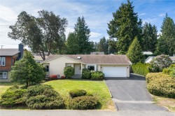 6413 Dover Rd Nanaimo, BC V9V 1A7