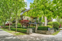 207-330 Waterfront Cres Victoria, BC V8T 5K3