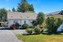1068 Holmes St Duncan, BC V9L 2C8
