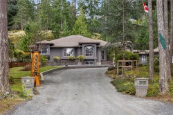 6645 Elm Rd  Lantzville, BC V0R 2H0