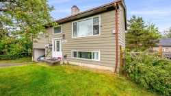 2442 Fitzgerald Ave Courtenay, BC V9N 8K8