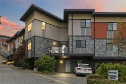 #5-2321 Island View Rd Central Saanich, BC V8Z 5Z2