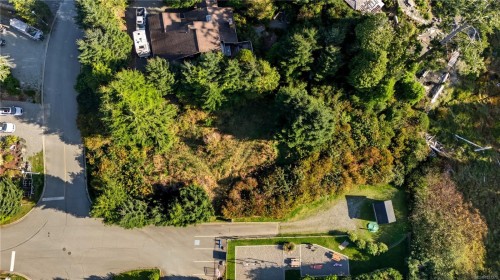 912 Barkley Pl, Ucluelet, BC 