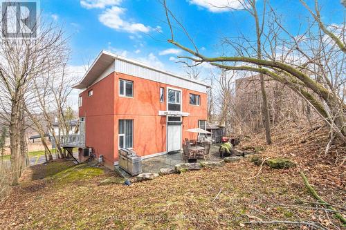 186 Wyndham Street, Mississauga, ON - Outdoor