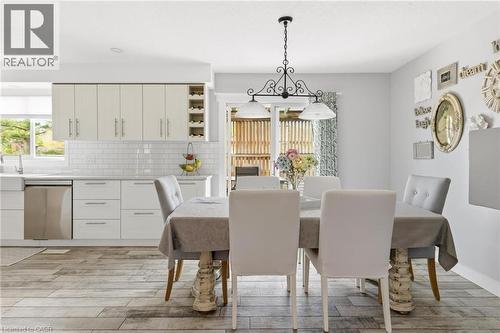 25 Greenock Drive, Kitchener, ON - Indoor Photo Showing Dining Room
