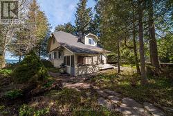 54 SHIPLEY AVENUE Saugeen Shores, ON N0H 2C5