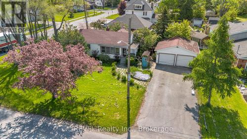 7962 BOOTH STREET  Niagara Falls (Ascot), ON L2H 1E8
