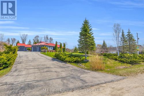 2 Joanne Crescent, Minto, ON - Outdoor