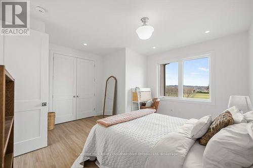27 Vardon Drive, Guelph (Dovercliffe Park/Old University), ON - Indoor Photo Showing Bedroom