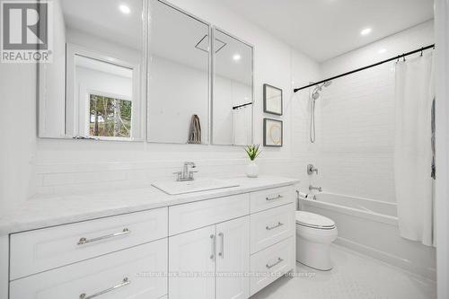 Upper bath #1 - 27 Vardon Drive, Guelph (Dovercliffe Park/Old University), ON - Indoor Photo Showing Bathroom