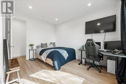 Bed #4 - 27 Vardon Drive, Guelph (Dovercliffe Park/Old University), ON - Indoor Photo Showing Bedroom