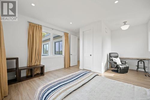 27 Vardon Drive, Guelph (Dovercliffe Park/Old University), ON - Indoor