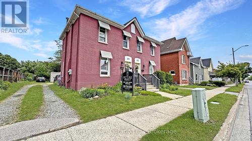275 BRANT AVENUE  Brantford, ON N3T 3J6