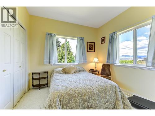3520 Fitzgerald Road, Kelowna, BC - Indoor Photo Showing Bedroom