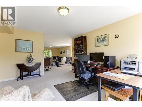 3520 Fitzgerald Road, Kelowna, BC - Indoor Photo Showing Office