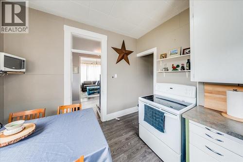 490 Austad Lane, Trail, BC - Indoor Photo Showing Kitchen