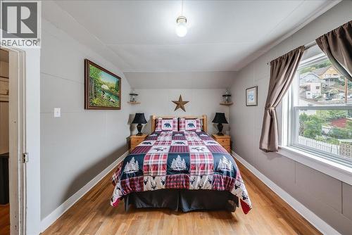 490 Austad Lane, Trail, BC - Indoor Photo Showing Bedroom