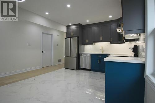 35 Walnut St, Sault Ste. Marie, ON - Indoor Photo Showing Kitchen With Upgraded Kitchen