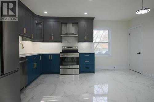 35 Walnut St, Sault Ste. Marie, ON - Indoor Photo Showing Kitchen