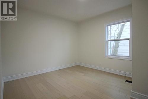 35 Walnut St, Sault Ste. Marie, ON - Indoor Photo Showing Other Room