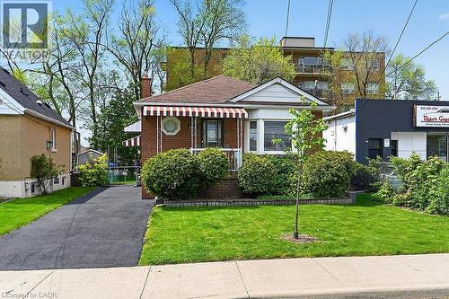 954 Queensdale Avenue E, Hamilton, ON - Outdoor