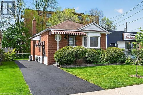 954 Queensdale Avenue E, Hamilton, ON - Outdoor