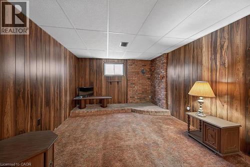 954 Queensdale Avenue E, Hamilton, ON - Indoor Photo Showing Other Room
