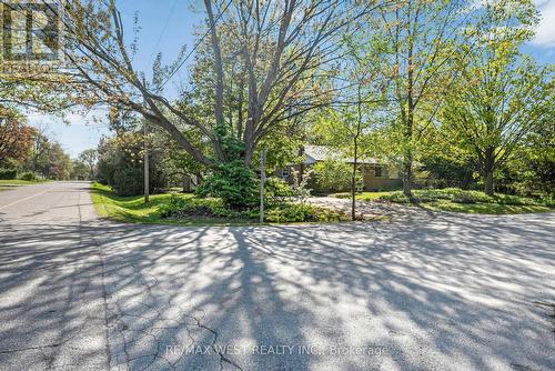 1610 Magenta Court, Mississauga, ON - Outdoor With View