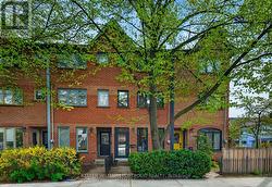 81B ULSTER STREET Toronto, ON M5S 1E9