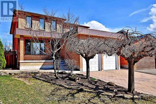 45 ROYAL GARDEN BOULEVARD  Vaughan, ON L4L 7C4