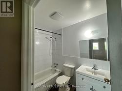 1 - 9 LOWNDES AVE AVENUE Georgina, ON L4P 3T1