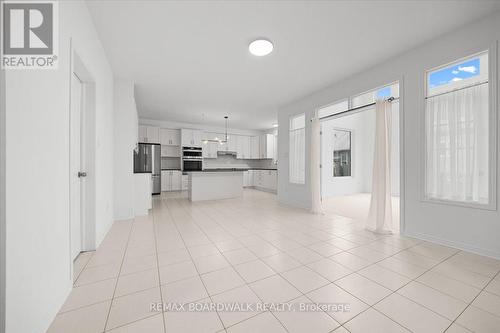 333 Haliburton Heights, Ottawa, ON - Indoor
