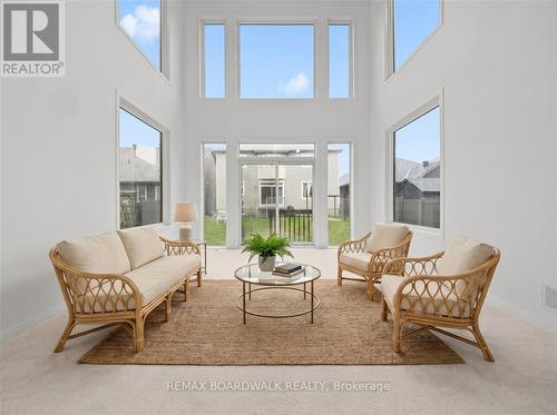 Virtually Staged - 333 Haliburton Heights, Ottawa, ON - Indoor