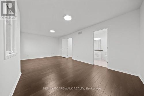 333 Haliburton Heights, Ottawa, ON - Indoor Photo Showing Other Room