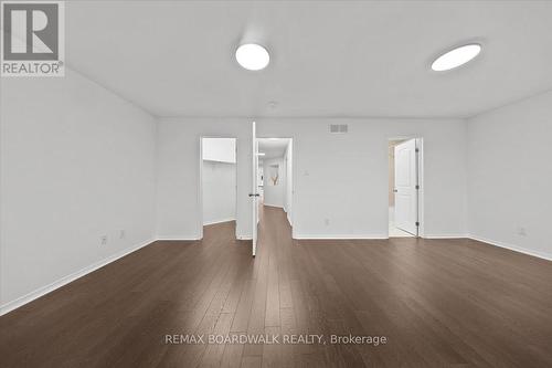 333 Haliburton Heights, Ottawa, ON - Indoor Photo Showing Other Room