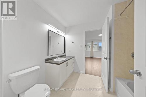 333 Haliburton Heights, Ottawa, ON - Indoor Photo Showing Bathroom
