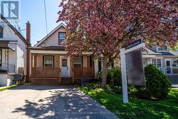 51 EAST 23RD STREET  Hamilton, ON L8V 2W5