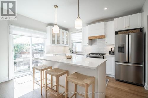 51 East 23Rd Street, Hamilton, ON - Indoor Photo Showing Kitchen With Stainless Steel Kitchen With Upgraded Kitchen