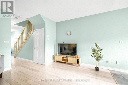 30 Prospect Way, Whitby, ON - Indoor