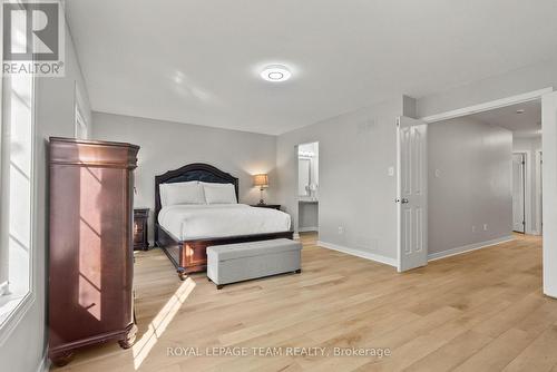 40 Milner Downs Crescent, Ottawa, ON - Indoor Photo Showing Bedroom