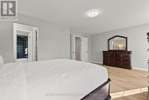 40 Milner Downs Crescent, Ottawa, ON - Indoor Photo Showing Bedroom