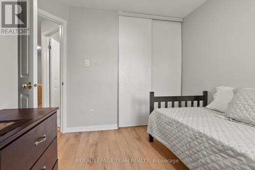40 Milner Downs Crescent, Ottawa, ON - Indoor Photo Showing Bedroom