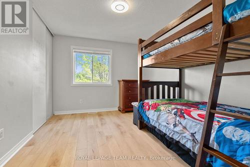 40 Milner Downs Crescent, Ottawa, ON - Indoor Photo Showing Bedroom