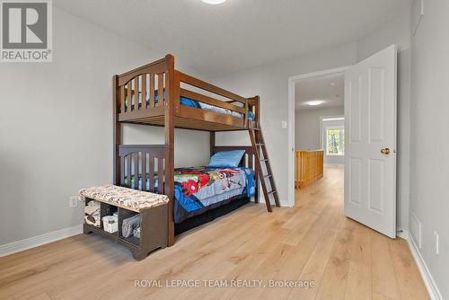 40 Milner Downs Crescent, Ottawa, ON - Indoor Photo Showing Bedroom