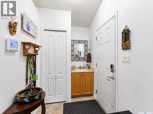 741 Main Street, Canwood, SK - Indoor Photo Showing Other Room