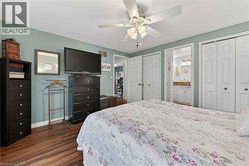 23 Juliebeth Drive, Hamilton, ON - Indoor Photo Showing Bedroom