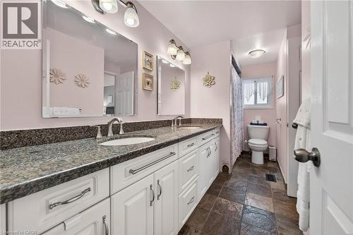 23 Juliebeth Drive, Hamilton, ON - Indoor Photo Showing Bathroom