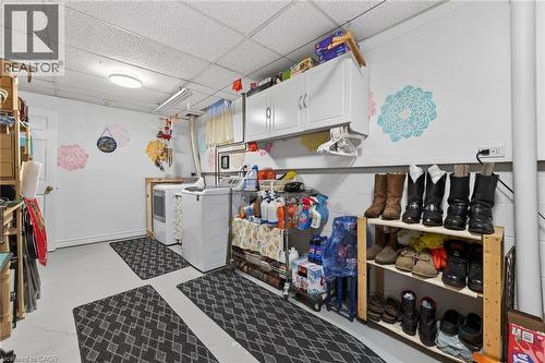 23 Juliebeth Drive, Hamilton, ON - Indoor Photo Showing Laundry Room