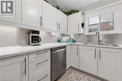 23 Juliebeth Drive, Hamilton, ON - Indoor Photo Showing Kitchen With Double Sink With Upgraded Kitchen