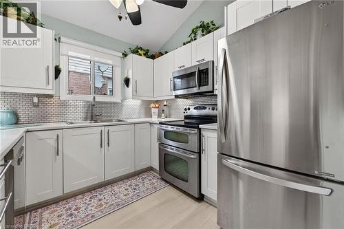 23 Juliebeth Drive, Hamilton, ON - Indoor Photo Showing Kitchen With Stainless Steel Kitchen